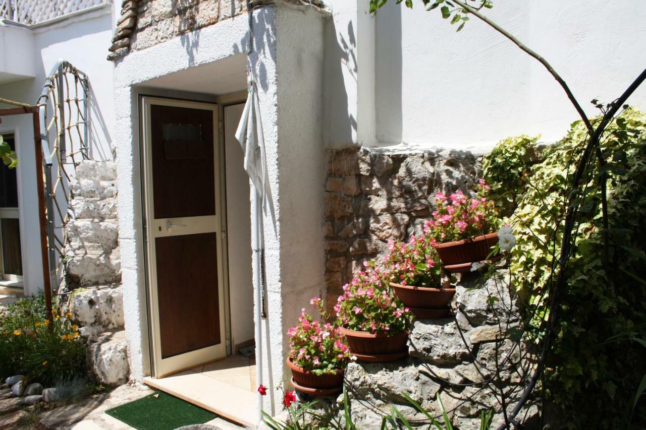 Mini Suite Alla Cascata Noci Zewnętrze zdjęcie